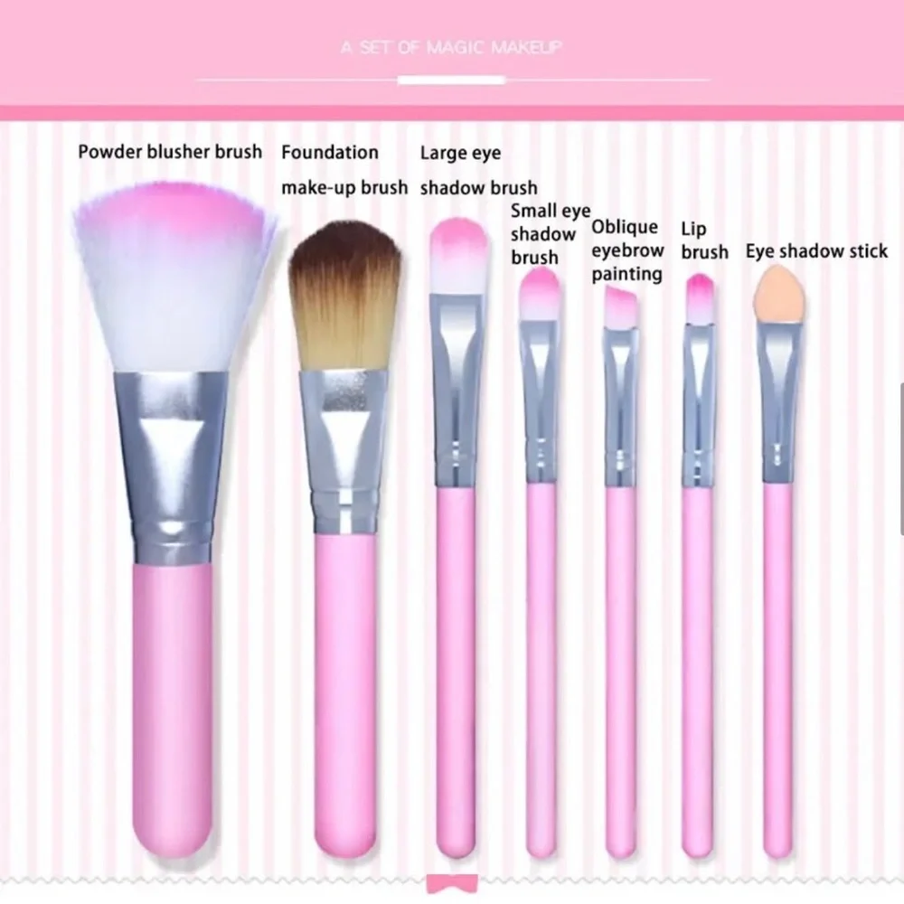 $9 KITTY MAKEUP BRUSH SET. NEW. $9 WHEN BUNDLED WITH 3 OR MORE ITEMS